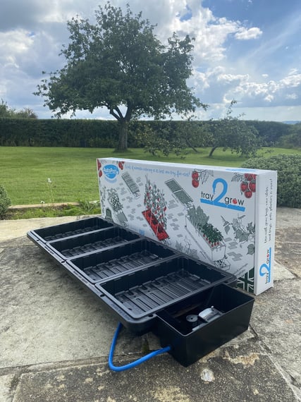 AutoPot Tray2Grow Watering System - lifestyle